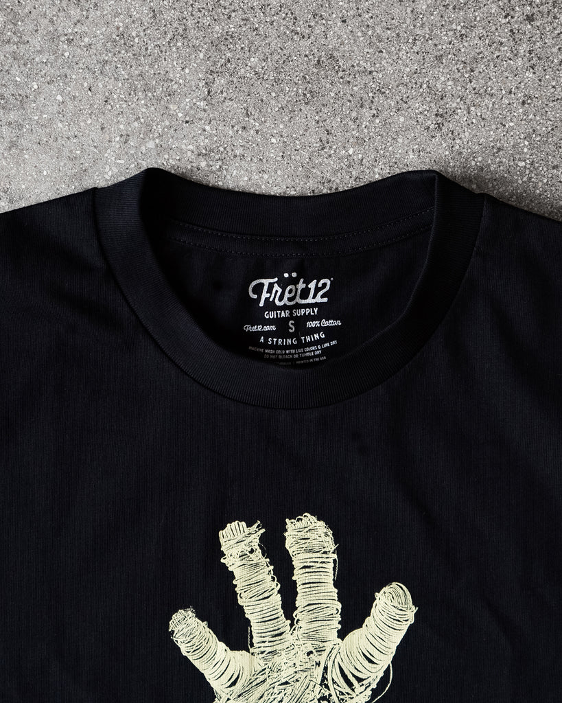 THE PICKING HAND TEE - BLACK