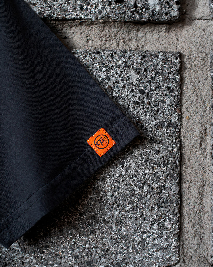 STRING THING LOGO TEE - COAL