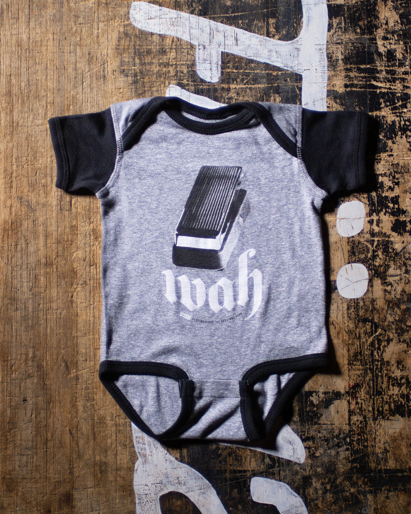 WAH-WAH ONESIE – GRAY/BLACK