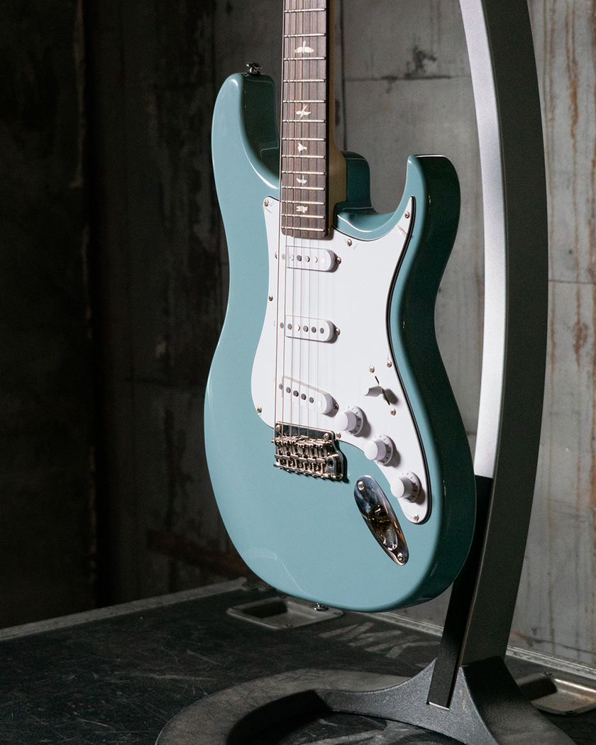 PRS SE Silver Sky - Stone Blue